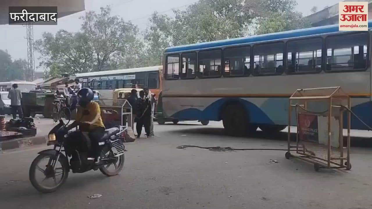 jam every morning outside the Ballabgarh bus depot