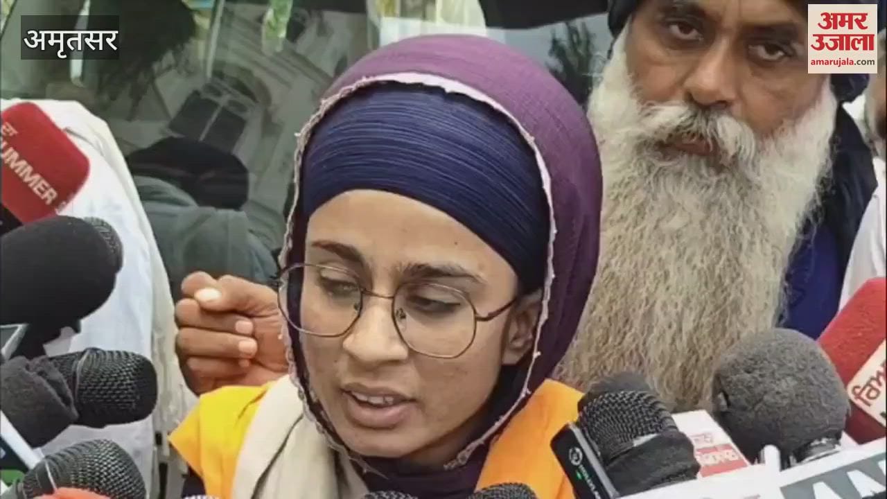 SGPC honored Sikh girl Gurpreet Kaur
