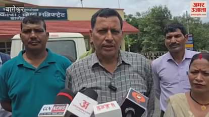 Covid Upanal workers demonstrated to demand appointment in bageshwar