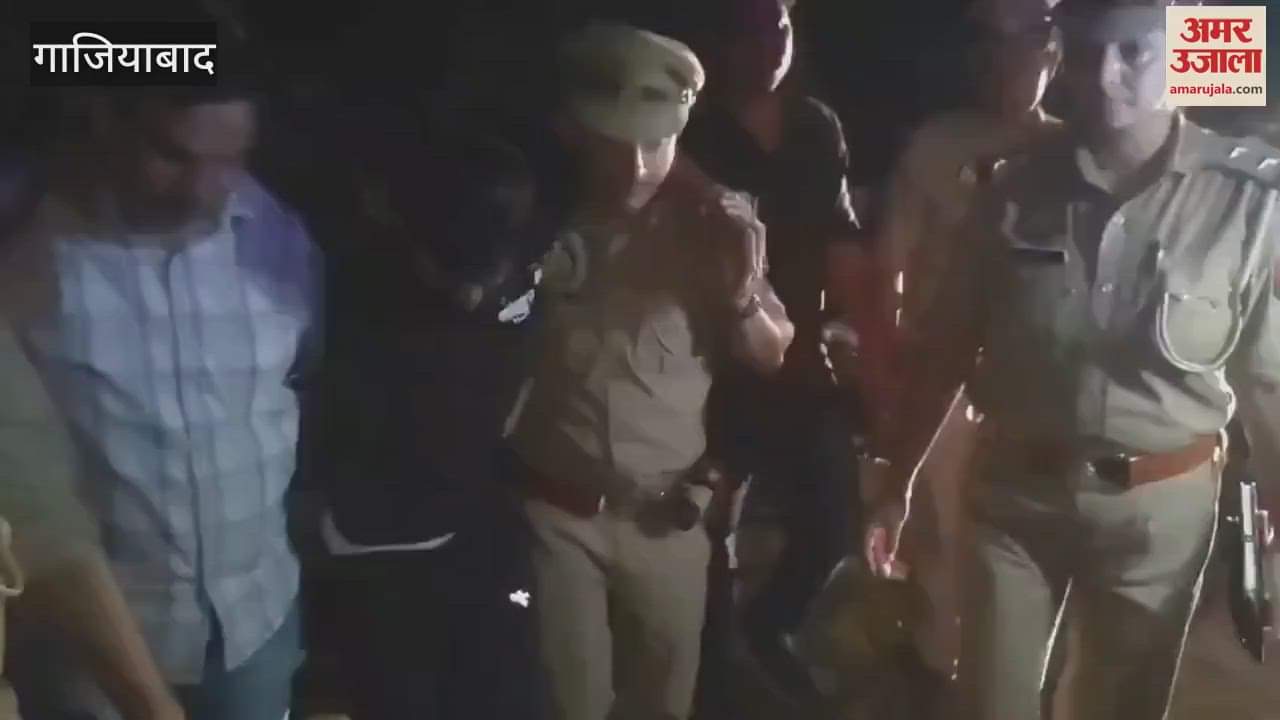 Ghaziabad: Two criminals got shot in the leg in an encounter