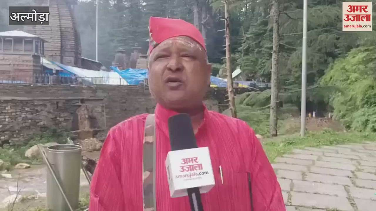 There is no arrangement for crowd control in Jageshwar Dham