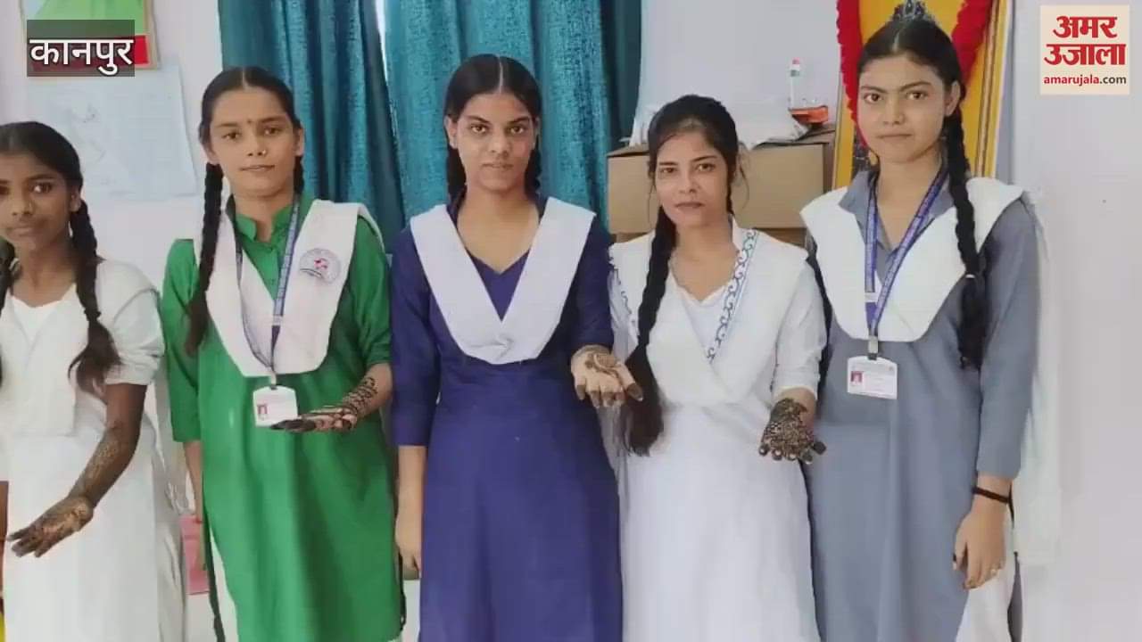 Children showed their skills in Rakhi making and Mehndi competition