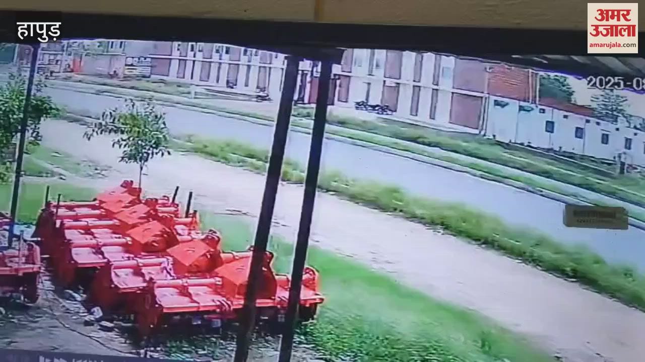 Accident due to dupatta getting stuck in chain of bullet infant dies