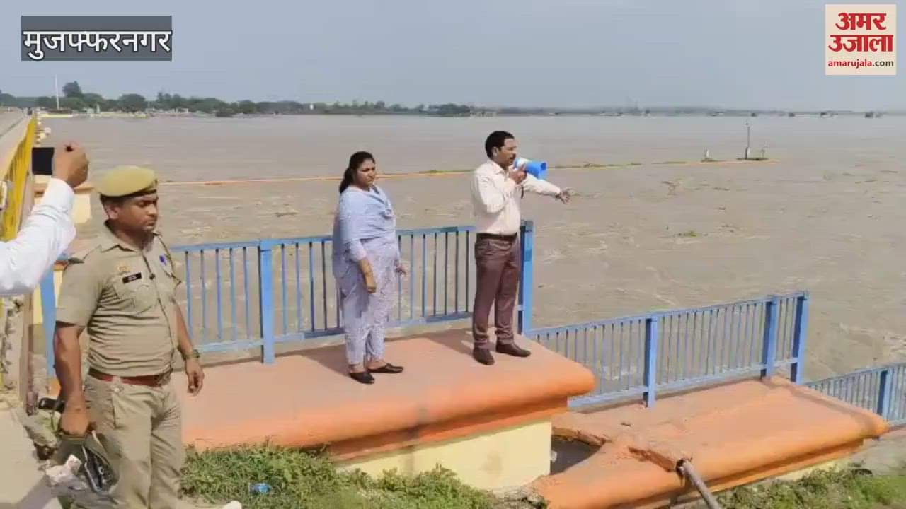 Ganga water level increased: The wheels of buses going to Bijnor stopped in Mirapur, buses stopped on the bypass