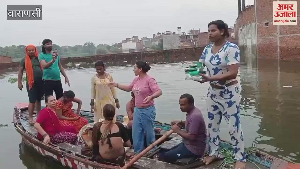 how eunuchs helped people trapped in the flood
