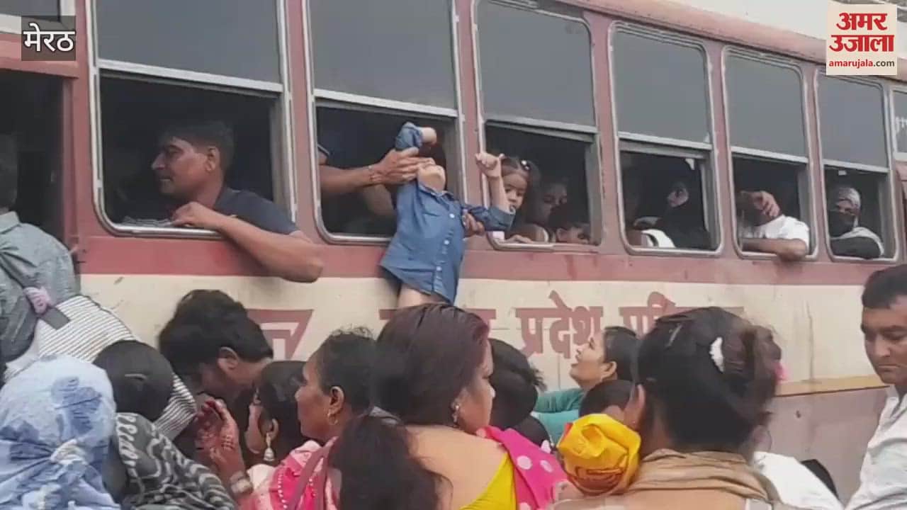 Meerut: There was competition for seats in buses.