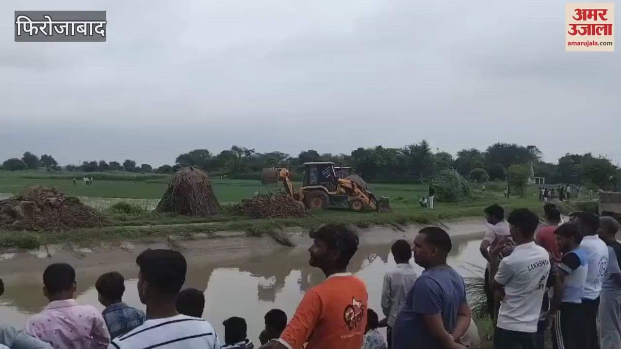 Corporation officers rushed on information of cutting of side track of Nandpur canal