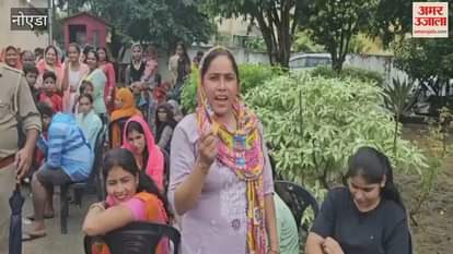 On Rakshabandhan, sisters reached the jail and tied Rakhi to their brothers