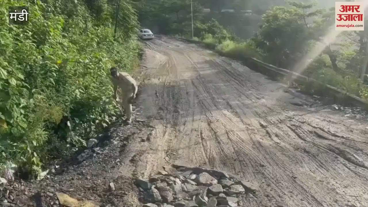 Mandi Big danger on Chandigarh-Manali National Highway in Dayod of Padoh Dam 50 meter portion sank about six feet