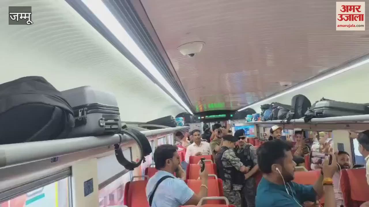 Vande Bharat train left from Katra towards Amritsar, Dr. Jitendra Singh is also travelling along