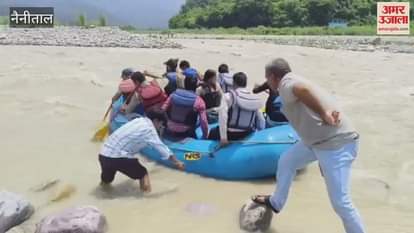 Chukam villagers in ramnagar will cross Kosi river by raft
