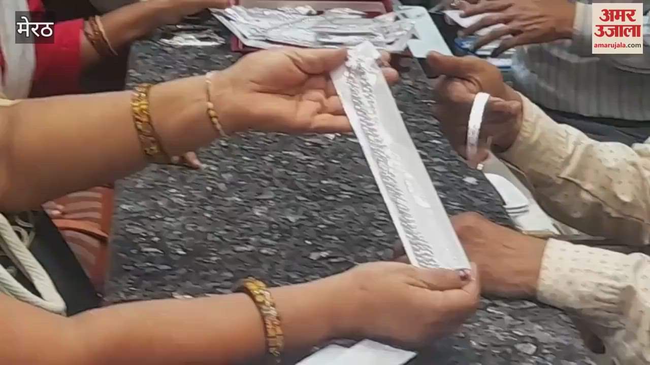 Meerut: Silver Rakhis sold in abundance