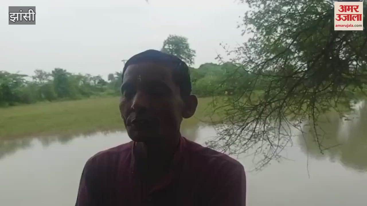 Jhansi: Dead body of a young man found hanging from a tree, father raised questions about his death