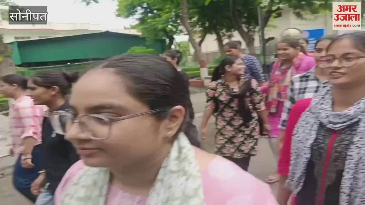 Under Anti-Ragging Week in Sonipat, girl students were made aware and took oath to stay away from ragging