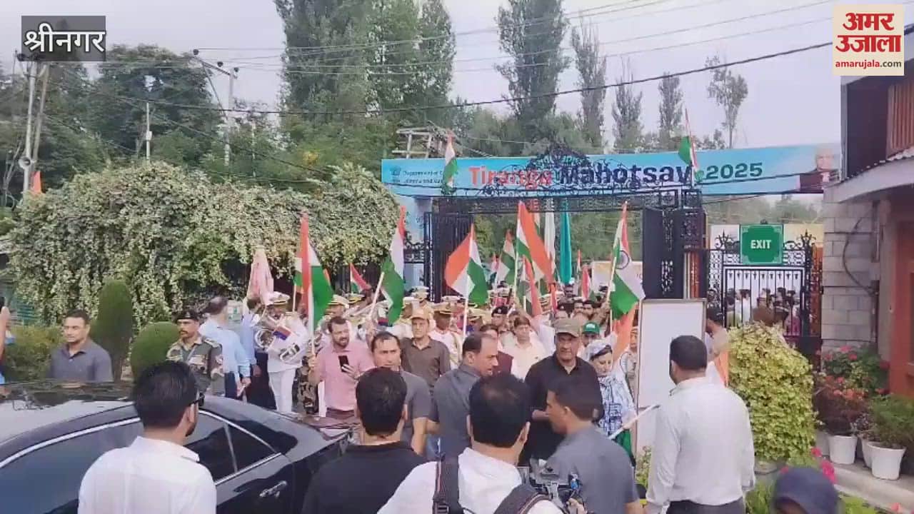 Srinagar painted in the colours of the tricolour: Omar Abdullah and Manoj Sinha led the tricolour rally