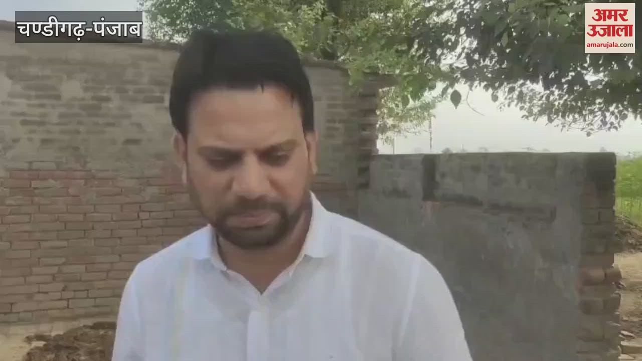 Two registry clerks of Ferozepur Tehsil Office suspended