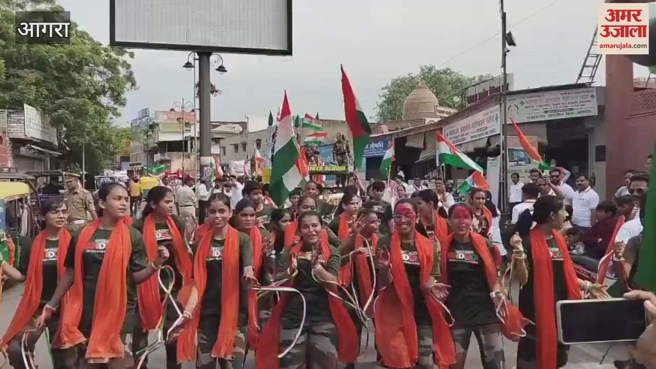 children created a stir in the Tiranga Yatra people stopped in their tracks