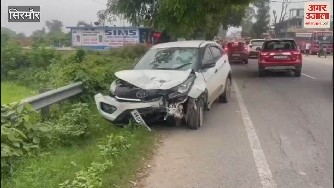 Sirmour Three vehicles collided at Patlio on Kala Amb-Paonta-Dehradun National Highway