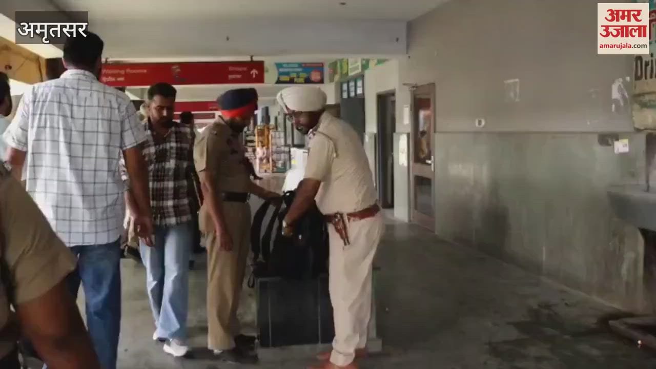 Police conducted checking campaign at Amritsar bus stand