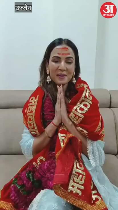 Gautam Gambhir and Sonal reached the door of Baba Mahakal, after darshan said -  amazing miracle Baba Mahakal