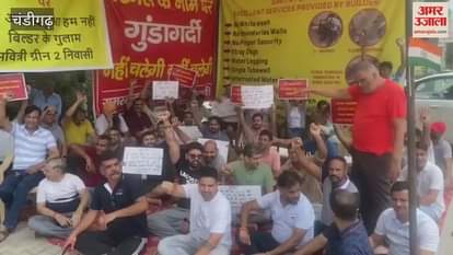 Unique demonstration on Independence Day: Zirakpur demanded freedom from its own builder for not getting basic amenities