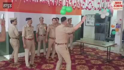Tricolor was hoisted with great pomp in Hapur