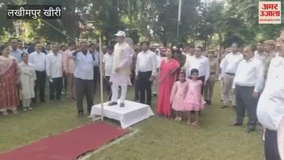 Independence Day celebration policemen took out tricolor rally in Lakhimpur Kheri