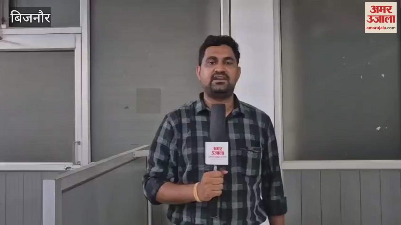 Bijnor: Woman dies of snakebite, family members got involved with a tantrik and kept him exorcised for six hours