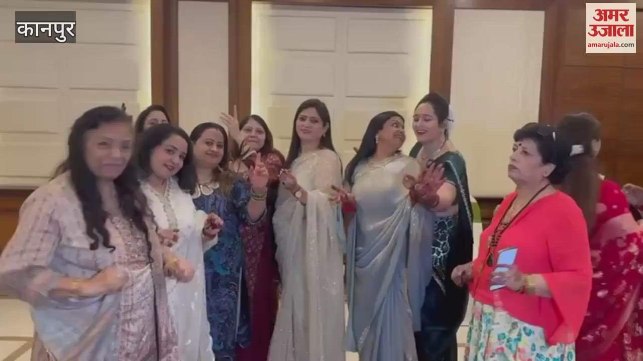 Teej festival organized, women danced to Bollywood songs