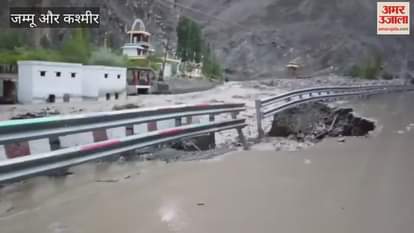The National Highway between Khaltse to Lamayuru was affected by heavy flooding.