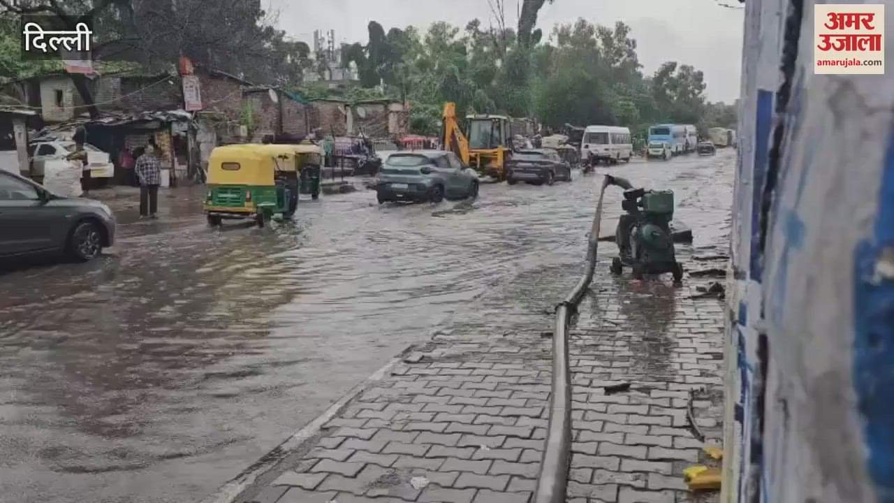 Waterlogging due to rain near Akshardham