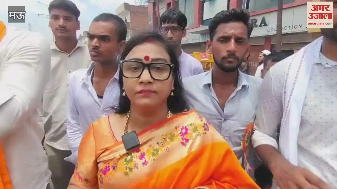 501 meter long indian flag march took place on Independence Day in mau