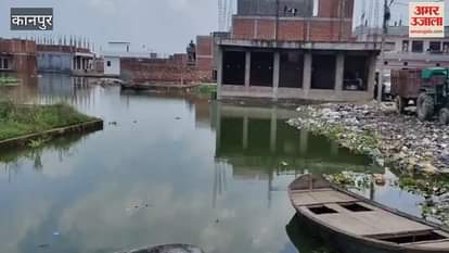 Ganga is eight centimeters above the danger mark, water has entered 22 localities
