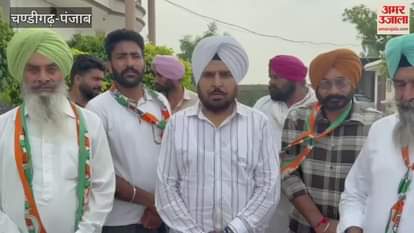 Twelve families from two villages of Guruharsahaye joined Congress