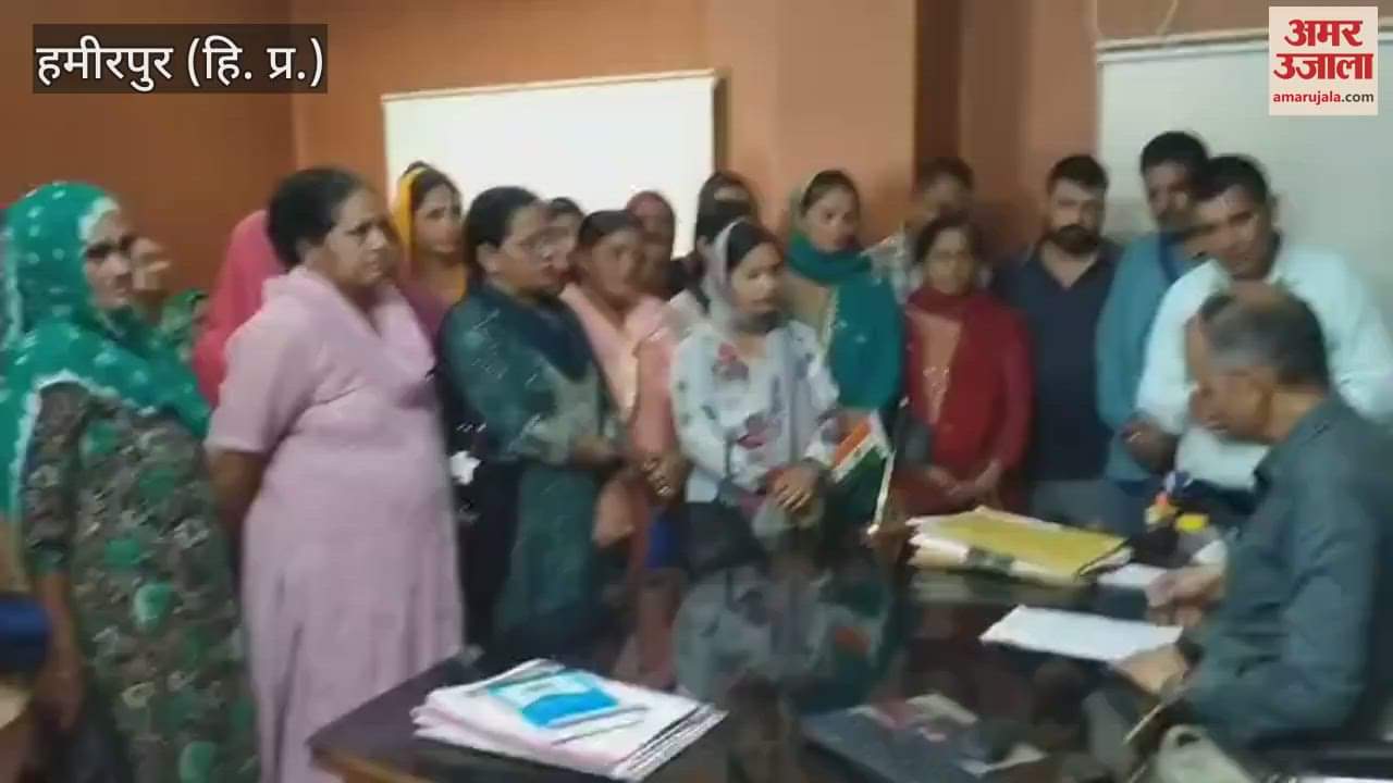 Hamirpur Ration depot in Yanvi locked for two months consumers deprived of cheap ration