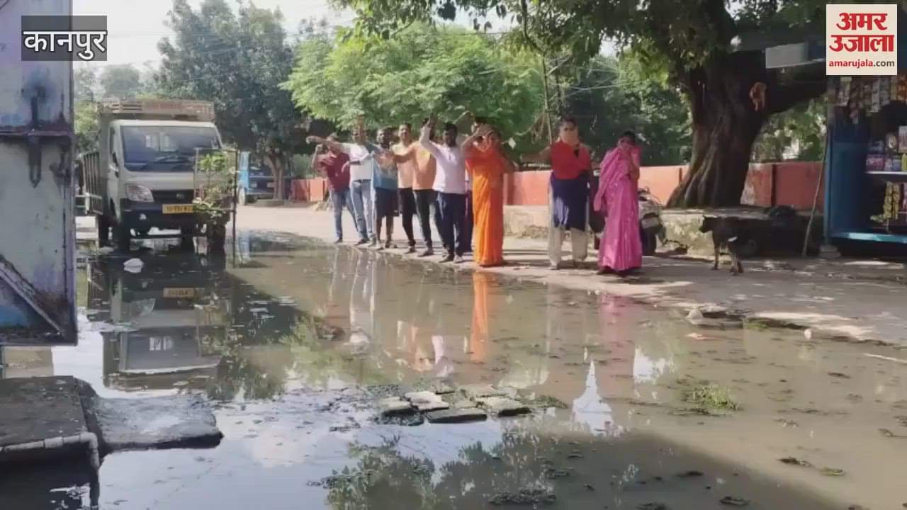 Sewer water filled on roads in Babupurwa Colony, people falling sick