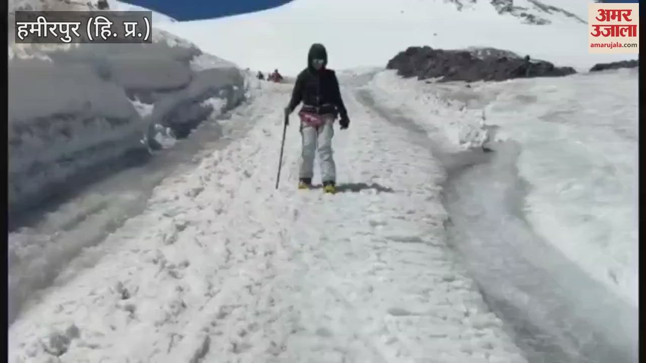 Hamirpur daughter conquered Europe highest peak Bindiya Kaushal is working as a constable in Himachal Police