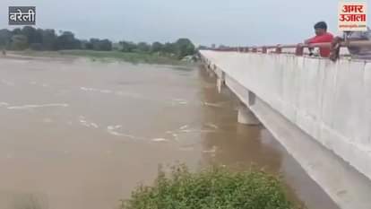 deoha river is flowing in spate villagers are worried about the flood in Bareilly
