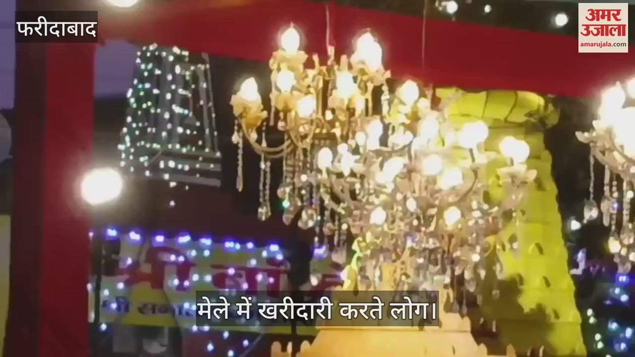 Crowd gathered outside Banke Bihari temple located at NIT 5 in Faridabad on the occasion of Janmashtami