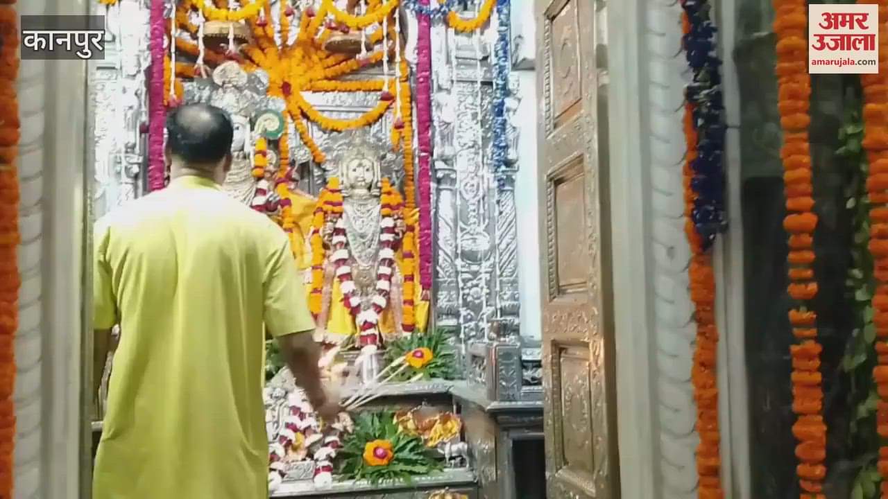 On the occasion of Janmashtami, a grand decoration of the Lord took place in Dwarkadhish temple