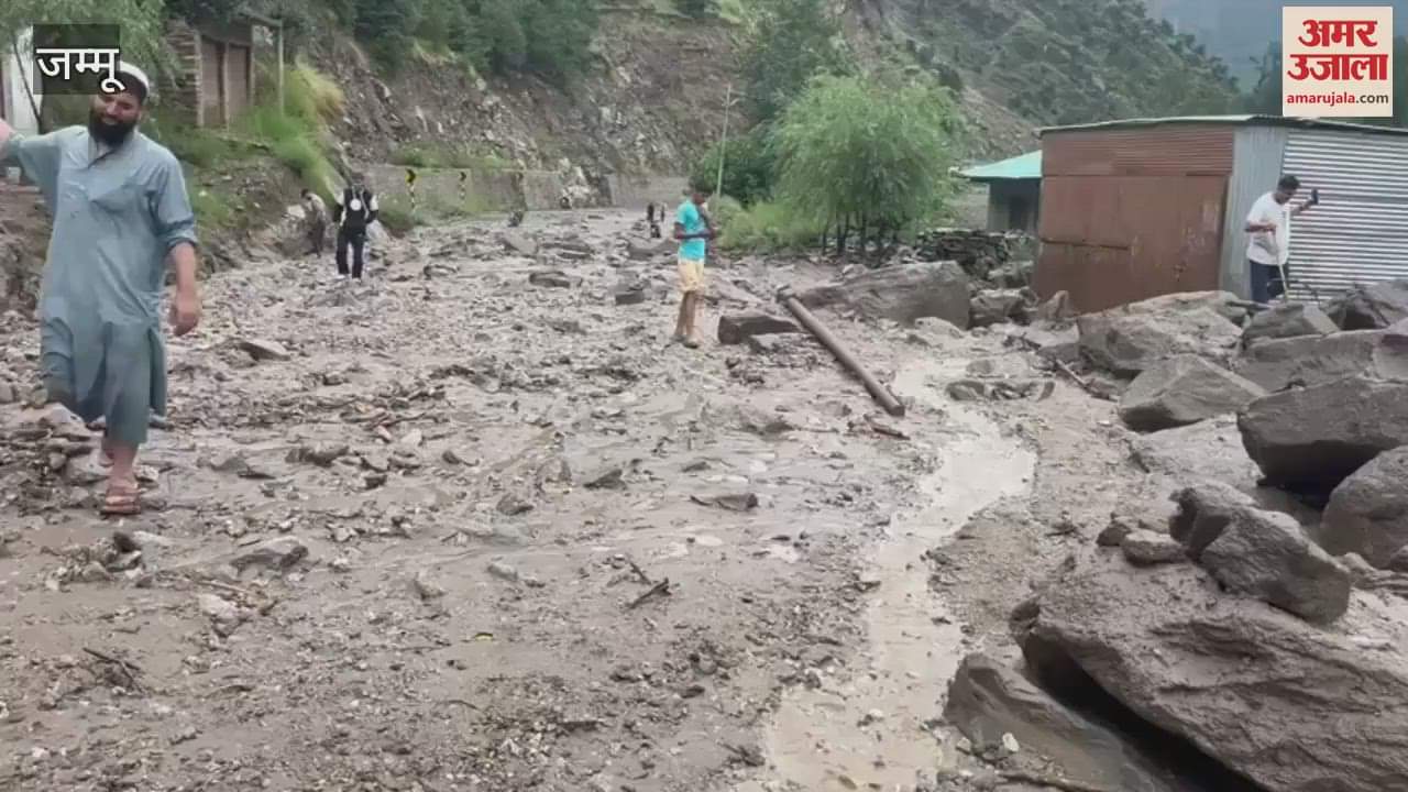Landslide wreaks havoc near Kishtwar, schools closed