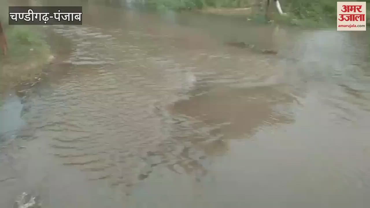 Water entered the BSF post at Hussainiwala border