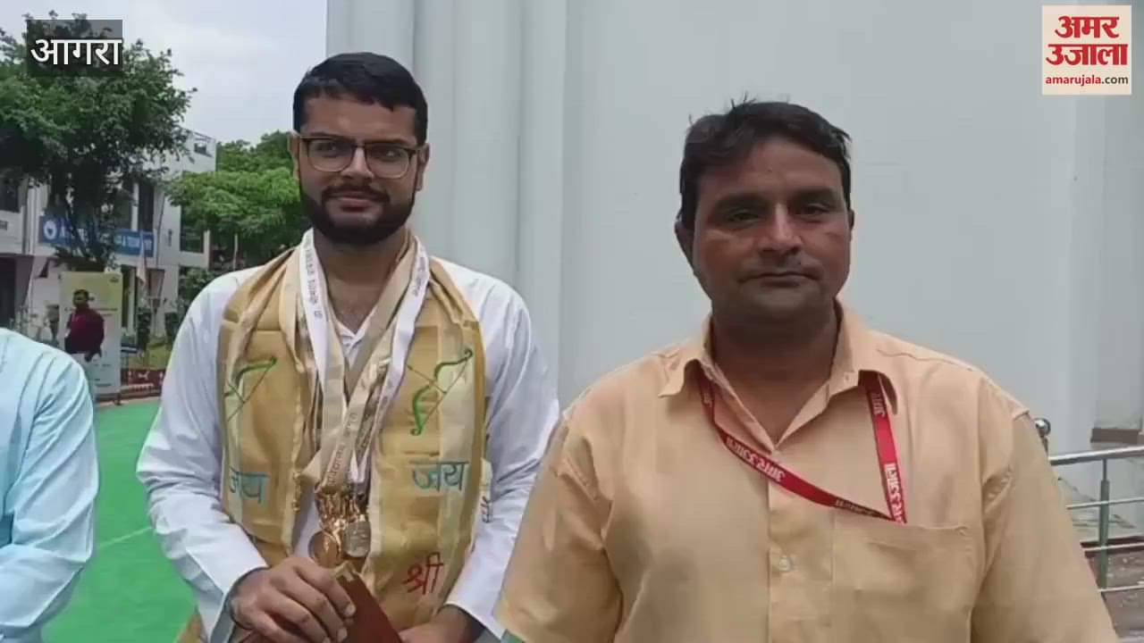 Shikhar received 11 medals in convocation ceremony