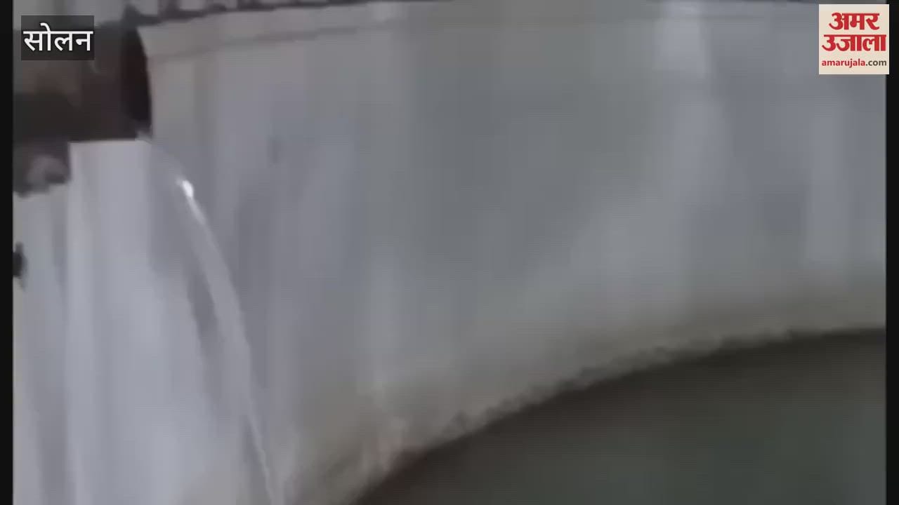 Solan Water is not coming from Giri Yojana in the main storage tank of the city