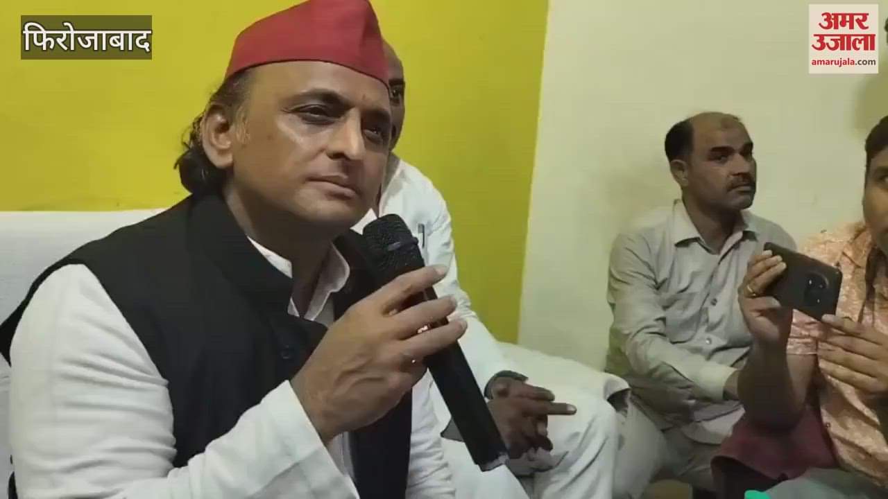 SP chief Akhilesh Yadav attacked Election Commission and the government on allegations of vote theft