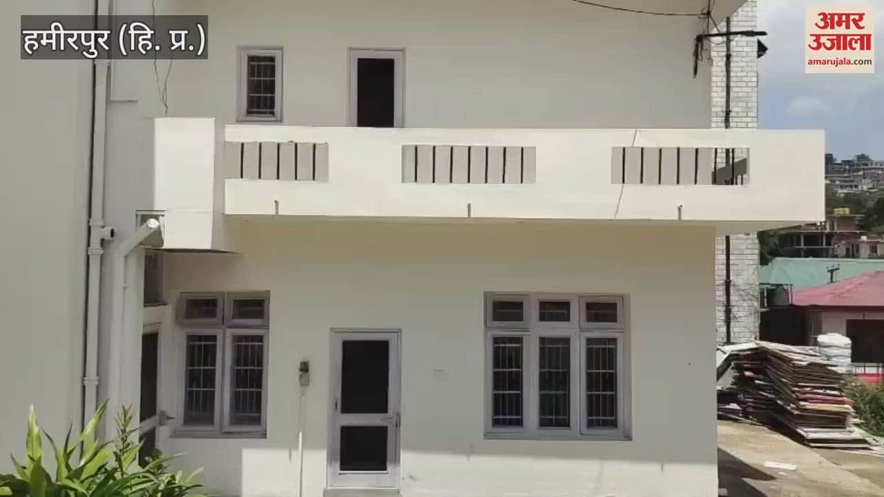 Hamirpur Contractor not paid rest house building locked