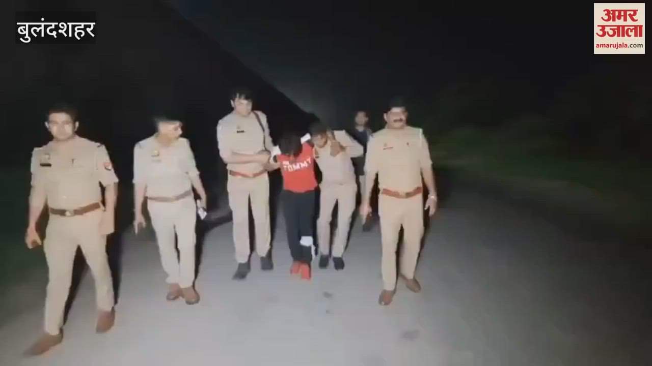 Police encounter with accused of snatching things from passersby one injured in the encounter in Bulandshahr