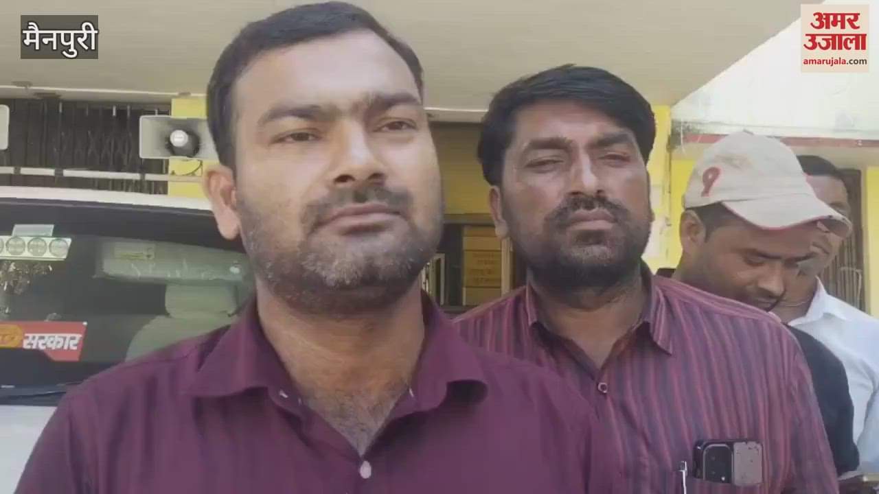 rojgar sewak submitted a memorandum