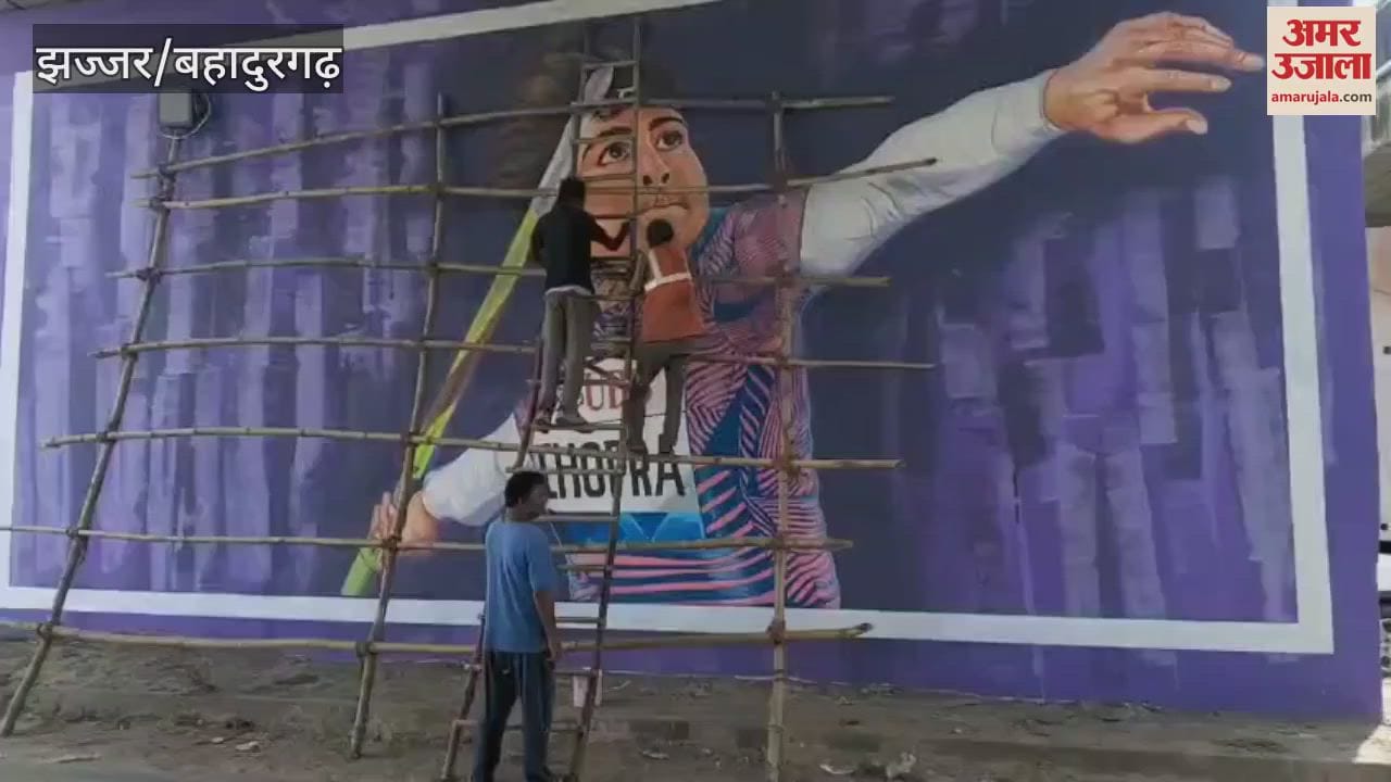 Painiting of plyers in Jhajjar
