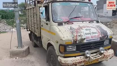 In Fatehabad, a transformer fell down after a truck hit it near Sant Shiromani Baba Namdev Temple and Dharamshala
